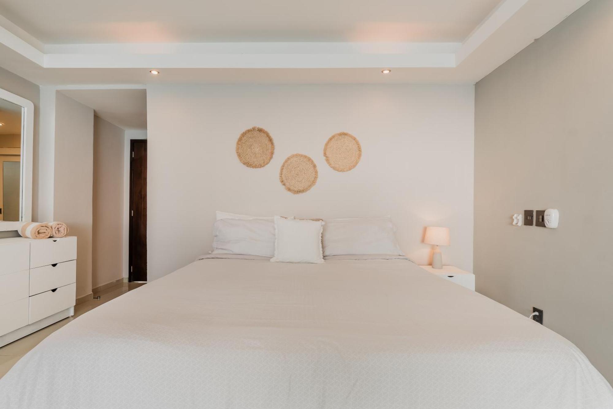 *Turquoise Escape- Beachfront Studio By Casa Paraiso* Cancún Extérieur photo